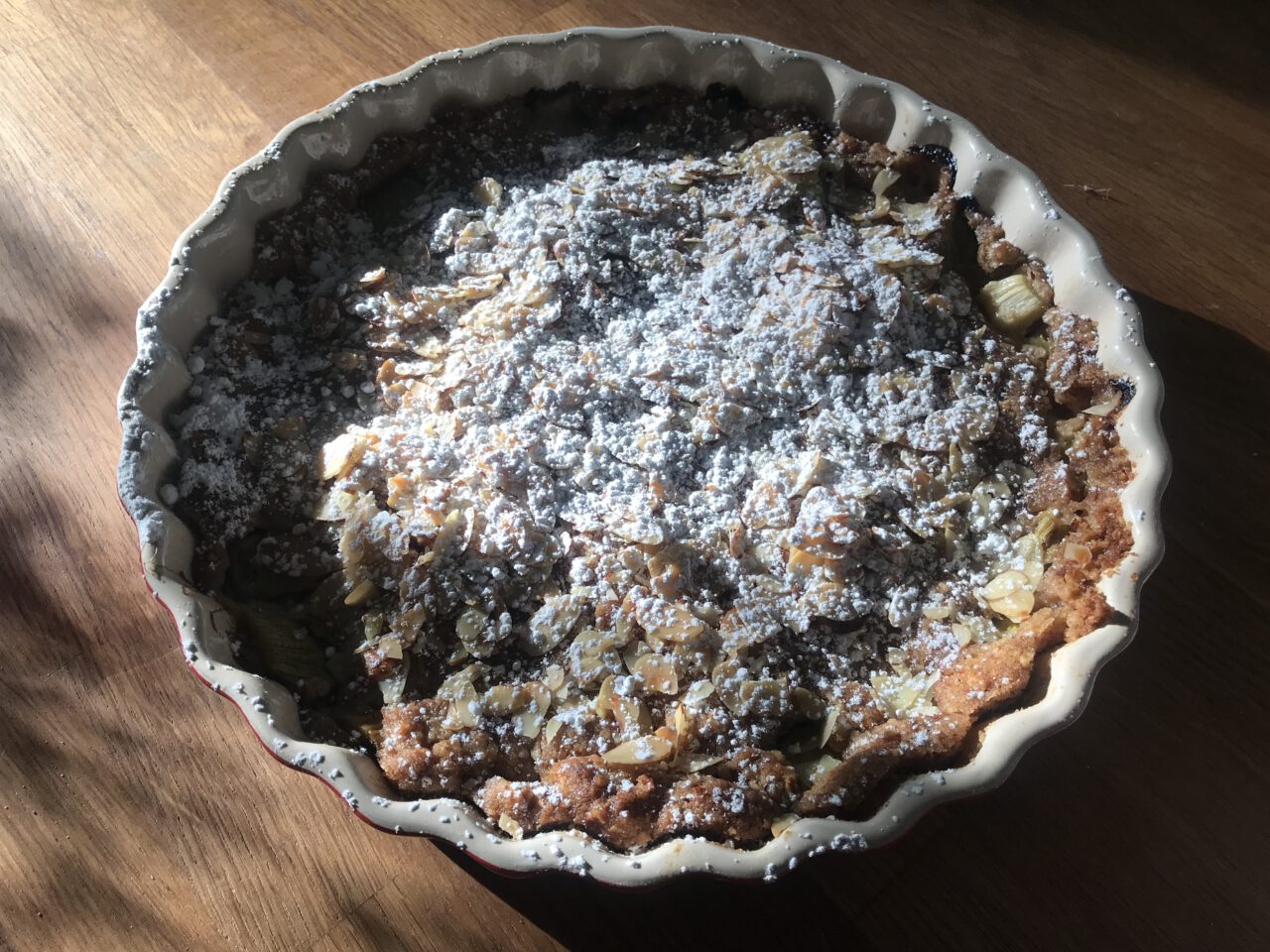 Yogi-Küche: Rhabarber-Mandelkuchen